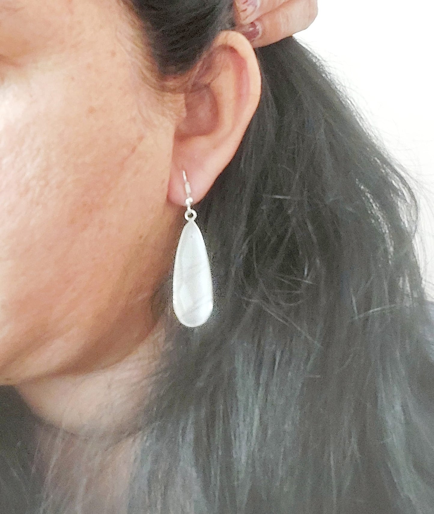 Fashion Jewellery Metal Earrings Dailywear Earrings Moon Quartz Natural Stone Dailywear Earrings