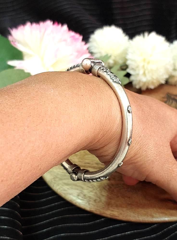 Banjaran..Sterling Silver Kada Silver Bangle Silver Rawa Thin Kada