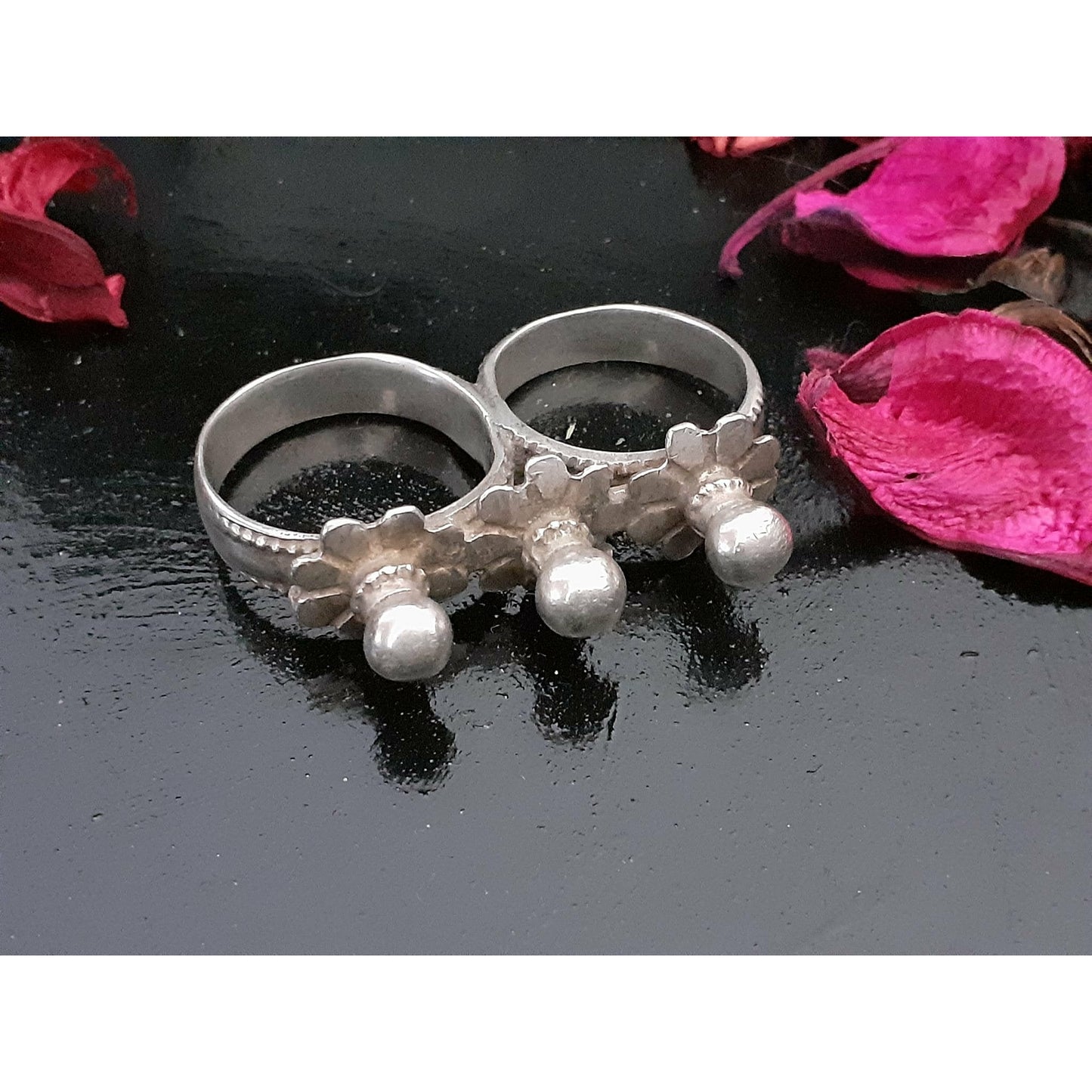Sterling Silver Jewellery..Sterling Silver Finger Rings Siver Finger Rings Silver 3 Flower Dual Finger Ring...Banjaran