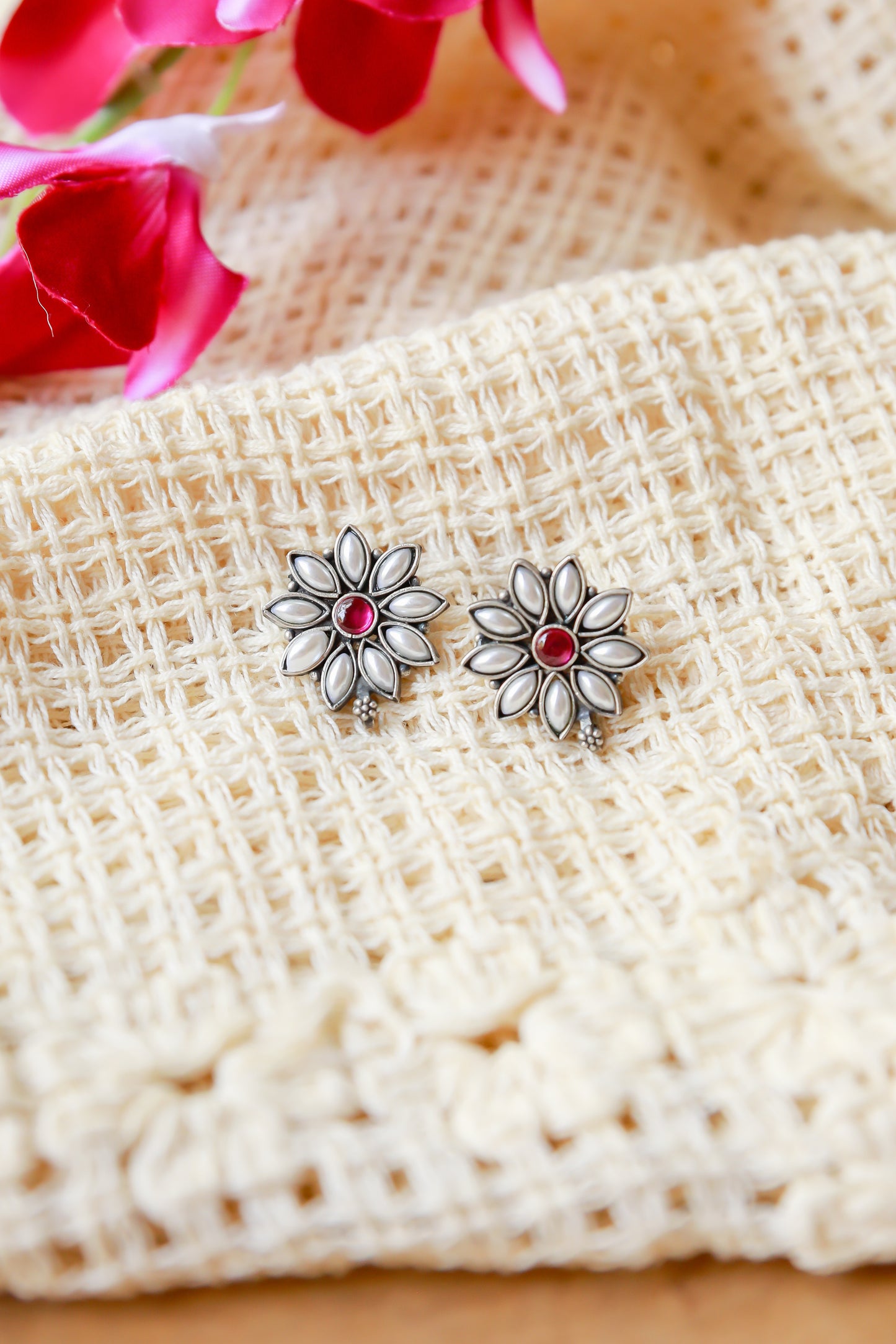 Sterling Silver Jewellery..Sterling Silver Stud Sterling Silver Pearl Ruby Flower Stud...Kundan