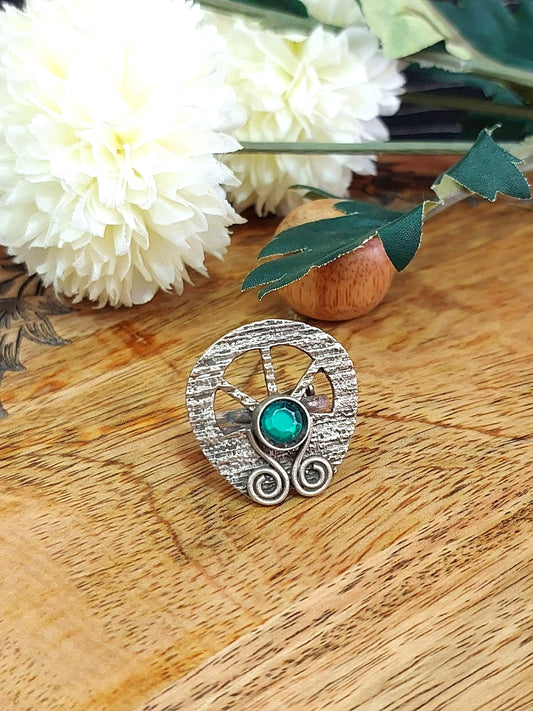 Sterling Silver Jewellery....Sterling Silver Finger Ring Silver Emerald Studed Vintage Finger Ring..Banjaran